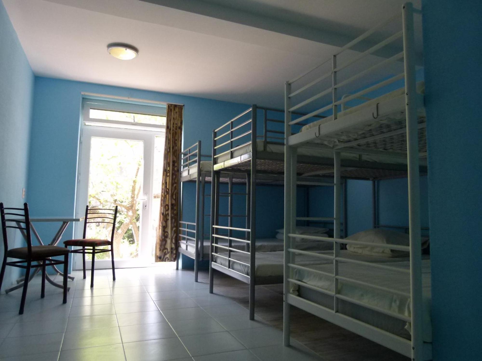 Why Me Eco-Friendly Hostel ティビリシ エクステリア 写真